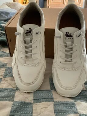 White Women's Athletic Lace-Up Sneakers by Lueck